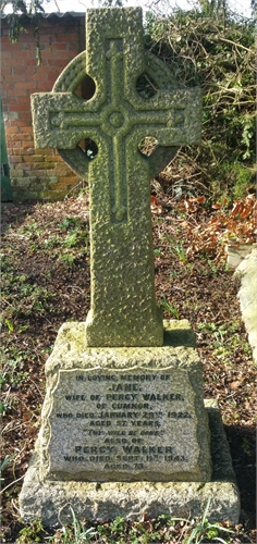 Photo of the grave of PERCY WALKER