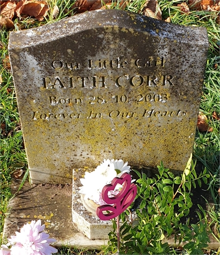 Photo of the grave of FAITH CORR
