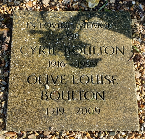 Photo of the grave of OLIVE LOUISE BOULTON (née BONGARD)