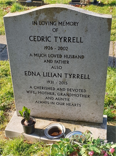 Photo of the grave of CEDRIC TYRRELL